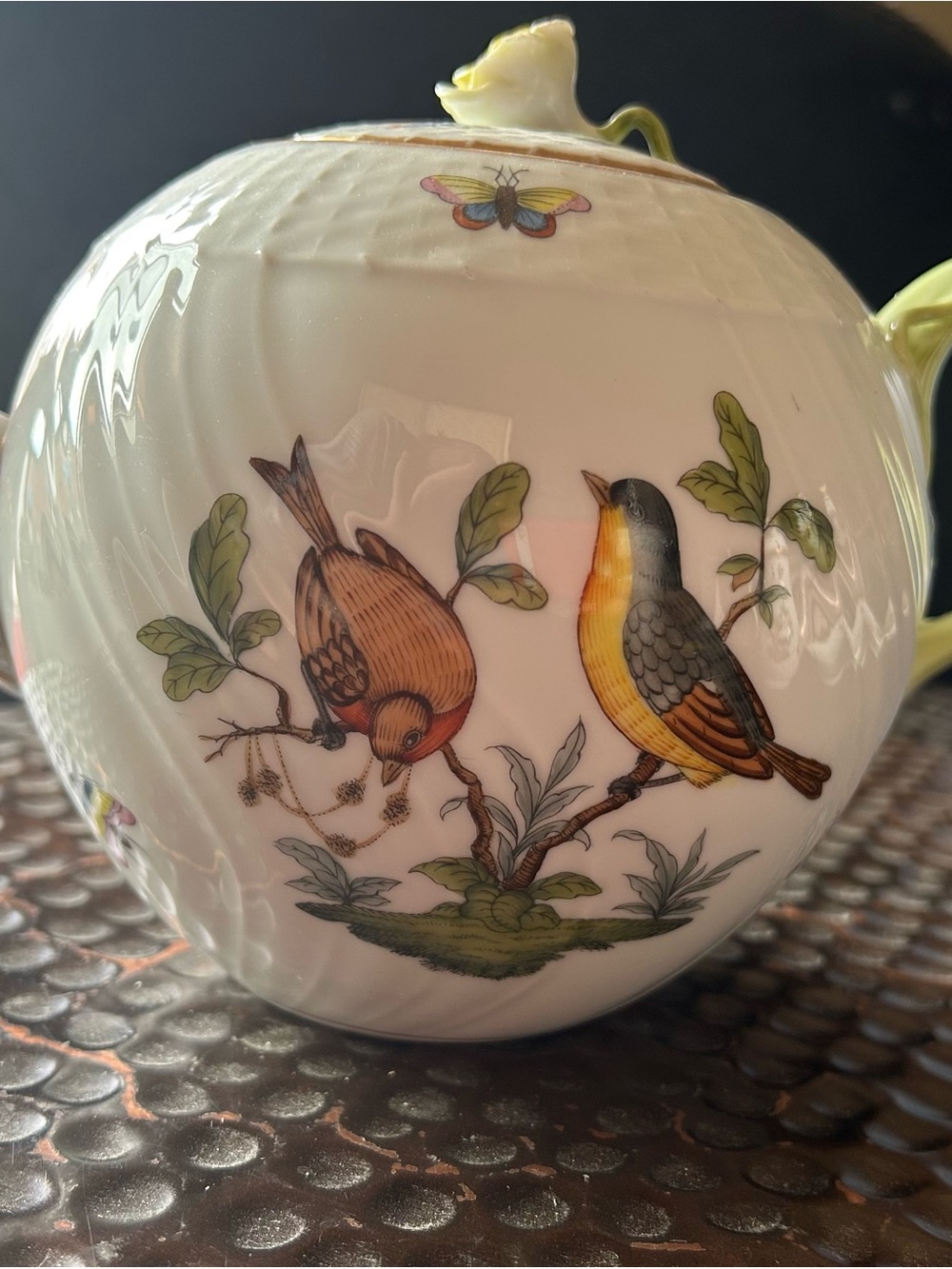 Herend China Rothschild Bird teapot- good condition